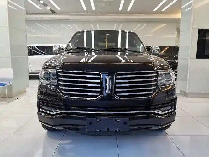 唐山2017年3月林肯领航员2017款35tawd黑色手自一体
