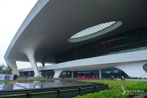 [ 杭州火车东站 ]