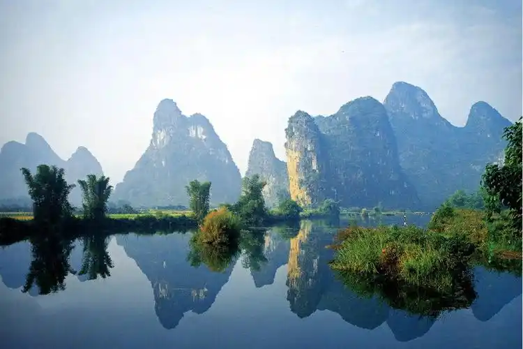 p>广西十佳旅游景区是 a target="_blank" href="/item/广西/162679"