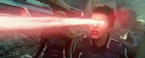 他们分别是:  污化的    金刚狼, 钢铁侠,蜘蛛侠和绯红女巫   .