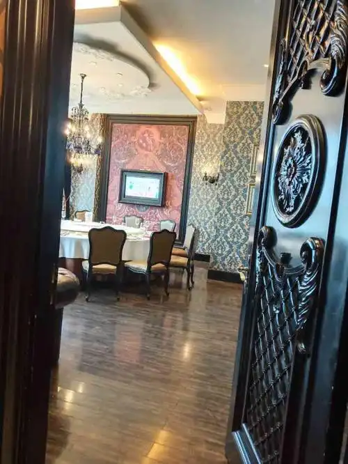 滨河味道(南内环店)-"这家店是朋友推荐的,说是服务什么的挺好,.