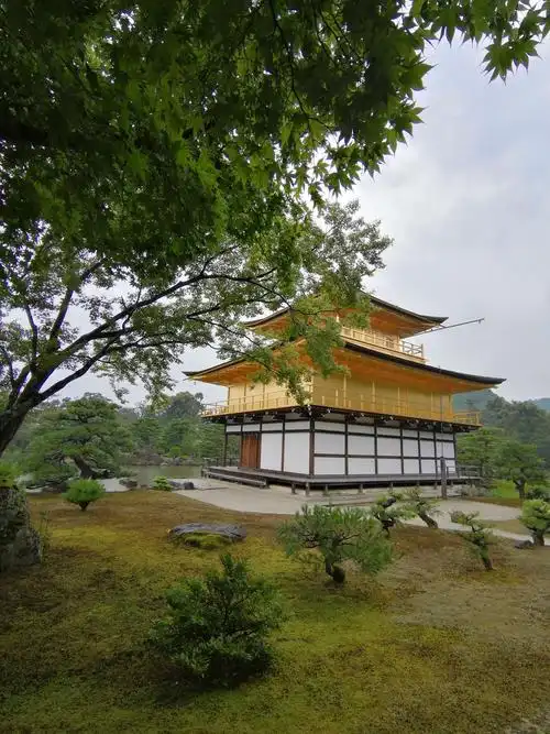 这就是一休哥生活过的地方.金阁—鹿苑寺