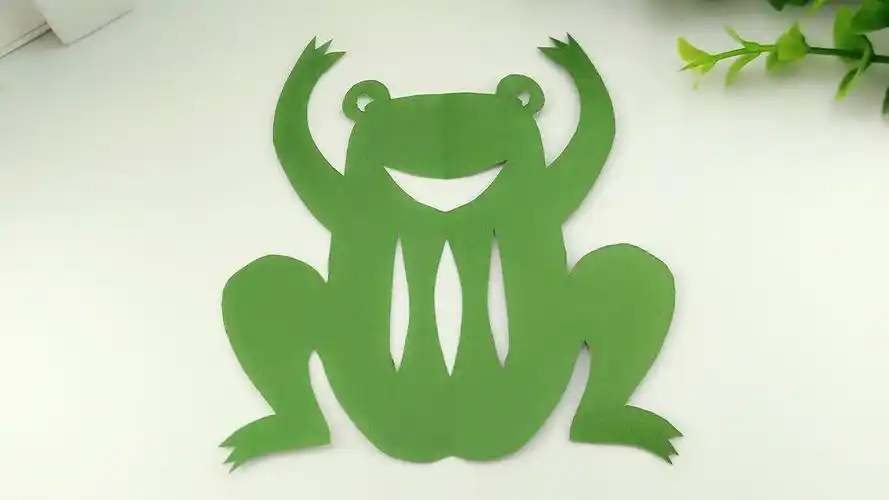 教你做可爱的青蛙剪纸教程