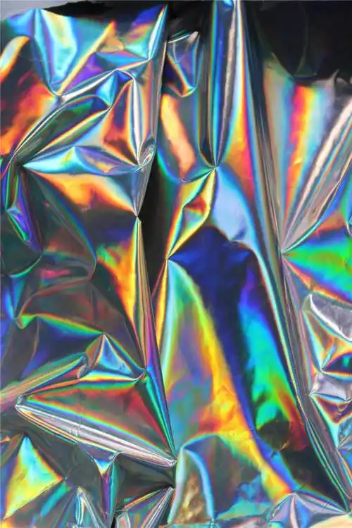 镭射面料衣服对身体有害吗镭射面料掉不掉色