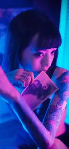 高清iphone全面屏壁纸| 最全的花臂纹身小姐姐