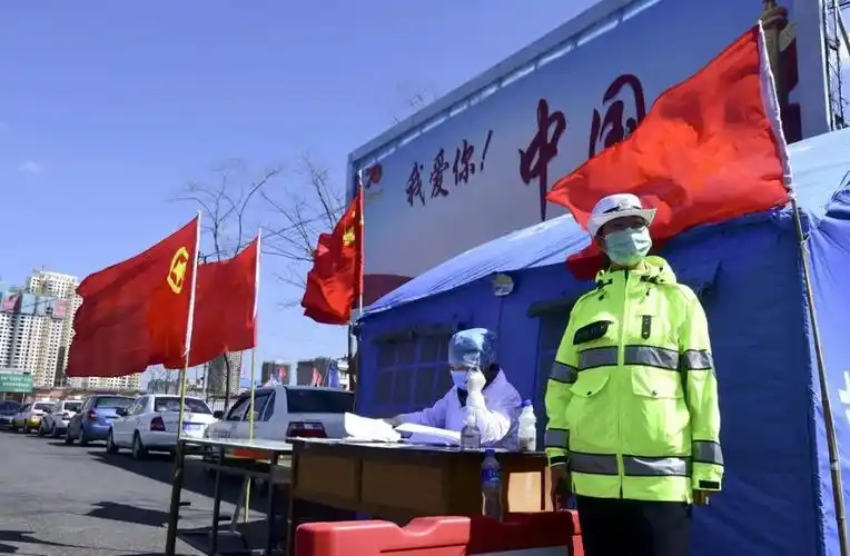 云南公安抗击疫情纪实作品展播十五抗疫你最美三八节特辑