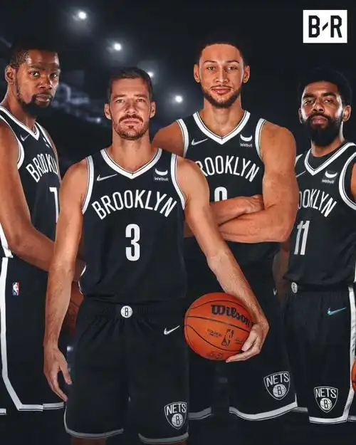 b/r晒篮网新阵容p图:杜兰特,欧文,本西,德拉季奇 - 足球大赢家