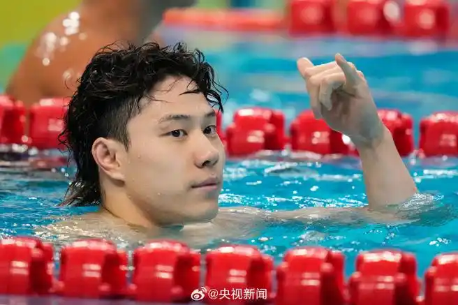 覃海洋第4金##覃海洋200米蛙泳冠军##中国游泳队半小时3金
