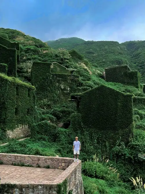 阡陌交通  鸡犬相闻枸杞岛无人村因交通不便 于2003年全体搬离在之后