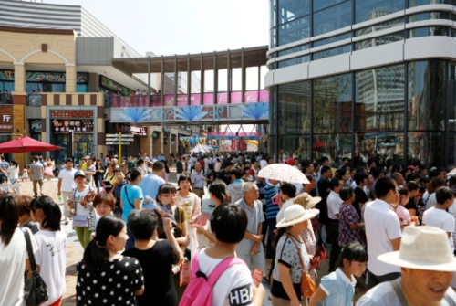 泰安万达广场70-200㎡金街臻品现铺火爆发售