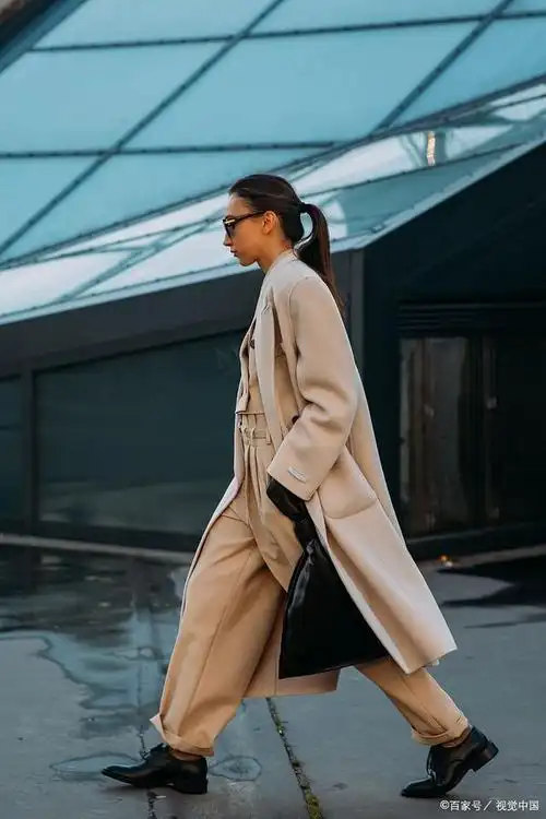 极简风穿搭来啦!精致女孩看过来