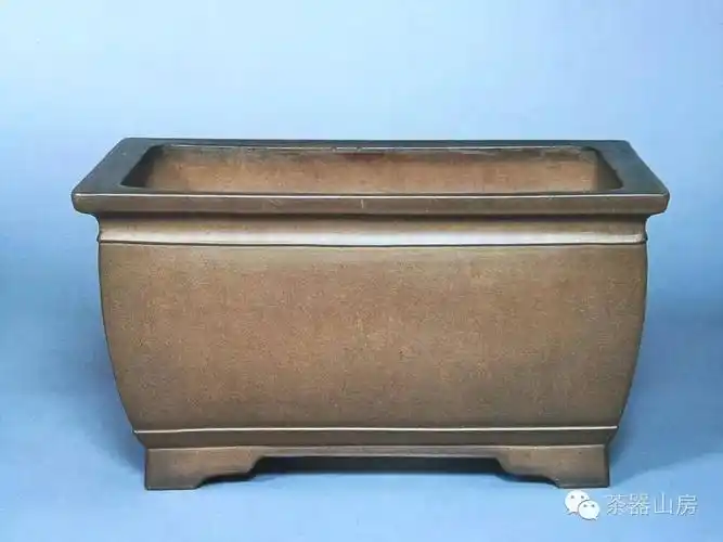 明代紫砂器的一朵奇葩二紫砂胎花盆