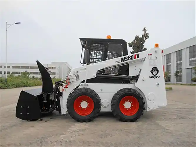 山猫清扫车s650山猫扫路车