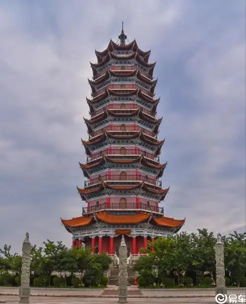 中国第一福塔楚雄福塔公园