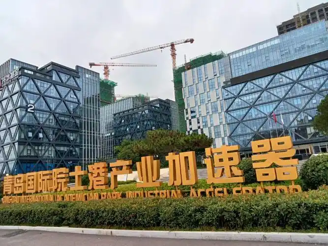 不锈钢双面字落地景观字制作应用范围