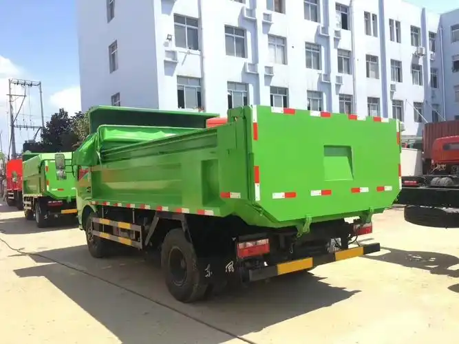 c照可开的蓝牌东风智能渣土车可进市区