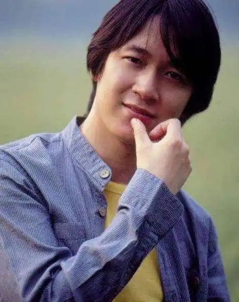 董洁和王大治激吻七年后,潘粤明的人生怎样了?_父母_演艺圈_演技