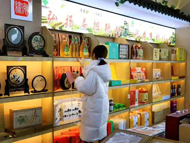 "安阳农产品展馆"开展了