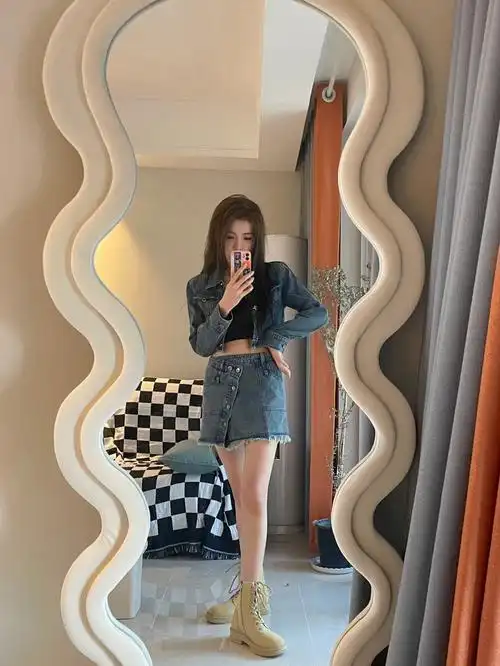 全身镜  #对镜拍  #每日穿搭