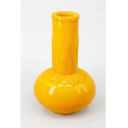 清鸡油黄琉璃花瓶