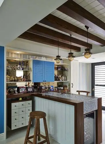 乡村田园装修吧台木质吊顶效果图欣赏