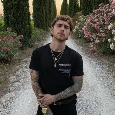 高级感纹身头像男真人欧美范 霸气十足的ins风满背纹身头像图片_男生