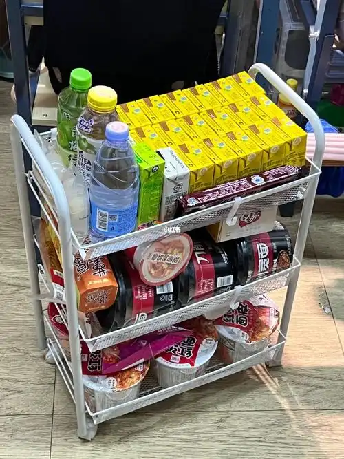六人间宿舍零食收纳小推车