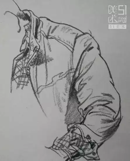 速写中衣服褶皱常见的7种类型