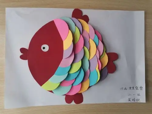 焦作市山阳区焦东路小学二年级美术《重重叠叠》作业展