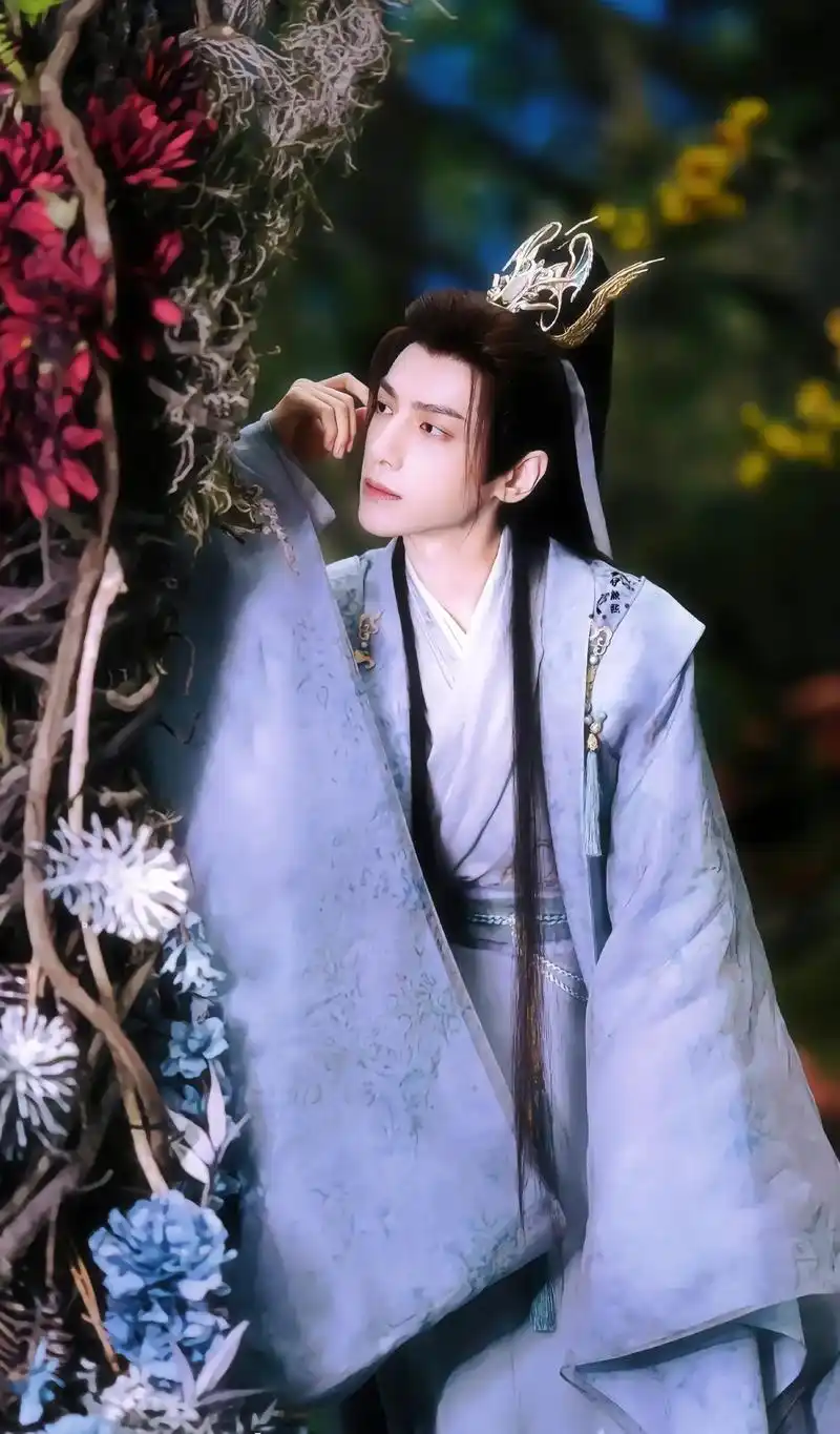 罗云熙澹台烬 #绝美 #邪魅古风男主 #罗云熙古装仪态有多 - 抖音