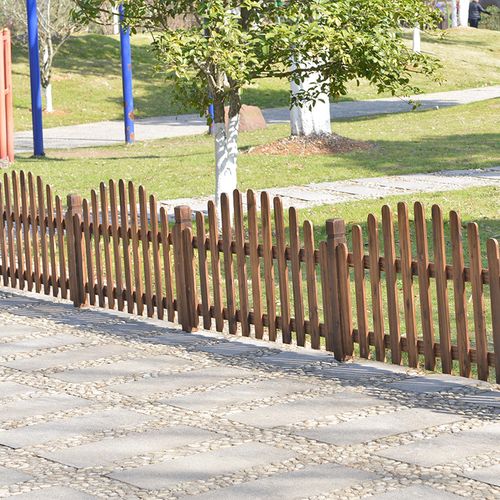 户外实木花栅栏小围栏花坛草坪护栏室外庭院装饰防腐木隔断小篱笆