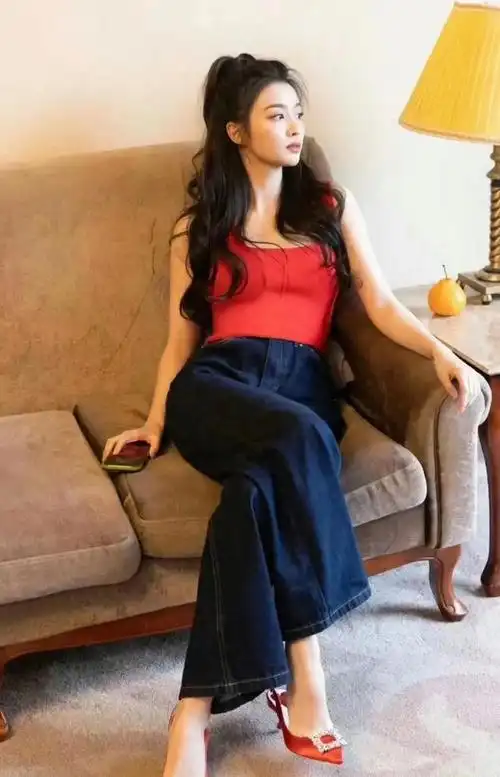 王楚然 #极品身材美女 #魅力十足性感女神 #颜值气质美女|最新美照_网