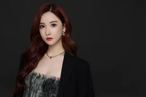 dhv-ii创始人张馨月 快手网红张馨月