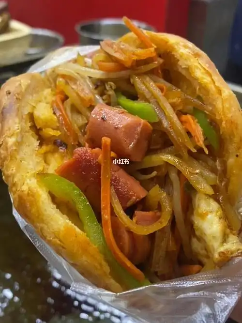 新乡油酥烧饼夹菜技术教学