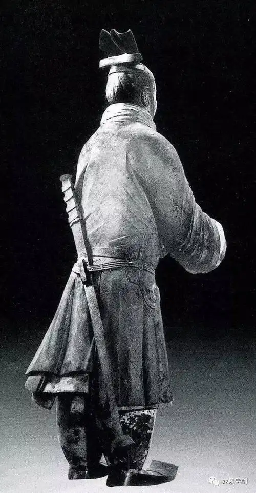 秦始皇兵马俑"世界第八大奇迹",被称为二十世纪最伟大考古发现之一.