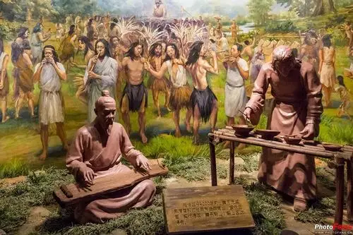 3p相传4000多年前舜帝南巡到湘潭,奏乐"韶山",韶山因此而得名.