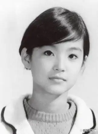 52,李宇春:从小到大,变化不大!53,葛优,一眼就看出来了!