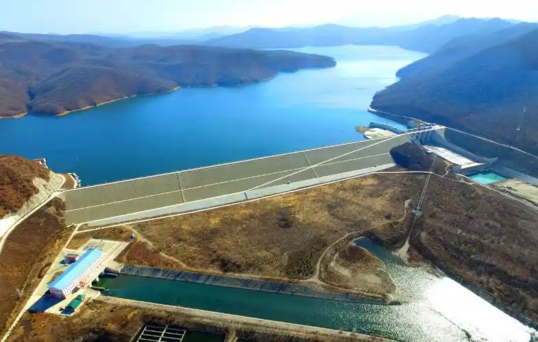 吉林省老龙口水利枢纽工程土石坝工程