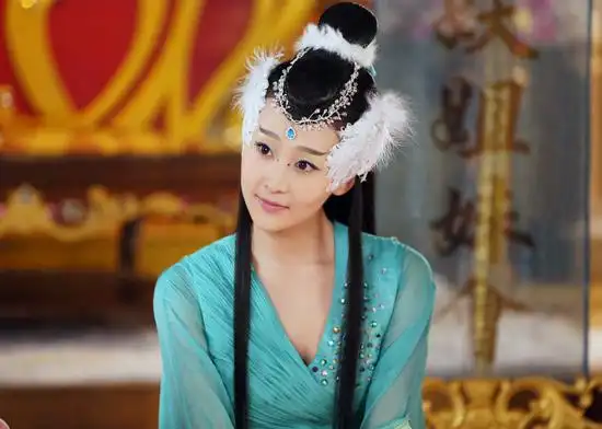 《天天有喜2》横店影视城热拍钱璇变身狐仙