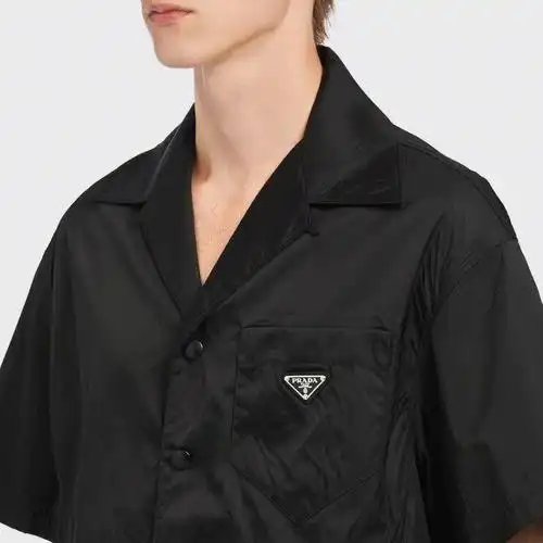 prada短袖衬衫领卷到手价6750