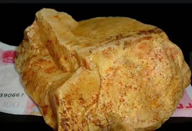 田黄原石的唯一特征