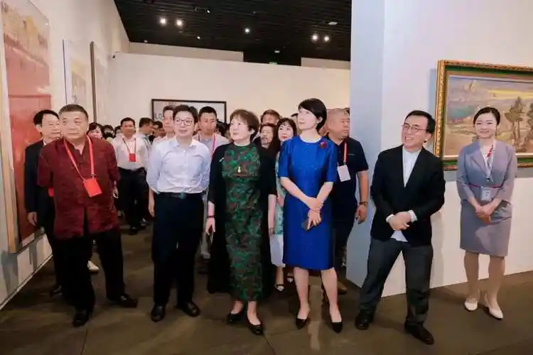 第十四届全国美展港澳台,海外华人作品展在深圳开幕(附40件进京作品)