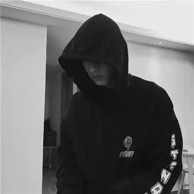 很流行有质感的氛围男头合集 真人气质高端帅气男头_男生头像_美头网