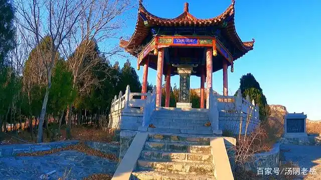 河南#山势崎岖雄伟,风光旑旎的牟山.被称为鹤壁"小泰山".