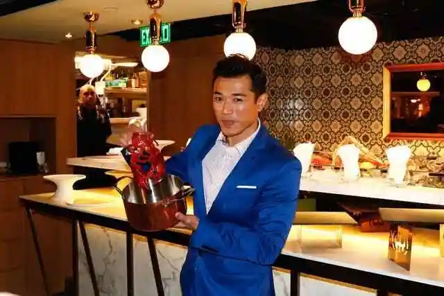 黄长发tvb男星黄长发40岁改名黄致豪