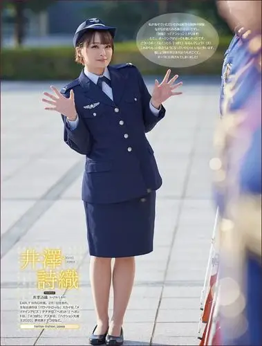 声优"上坂瑾"一身军装参观日本自卫队统合幕僚监部.