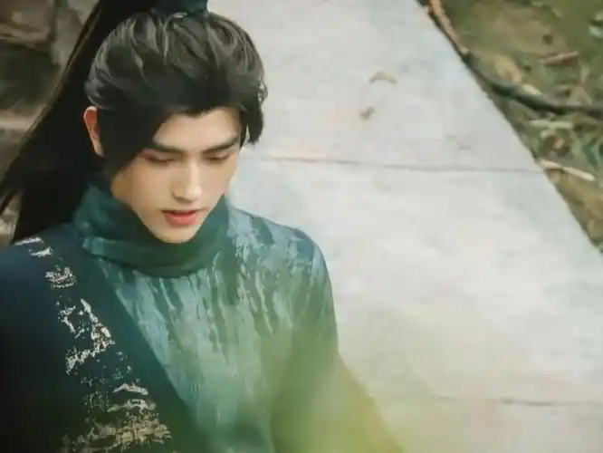 "陈飞宇墨燃生日快乐"