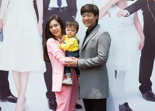 秋瓷炫凌潇肃再牵手 丘陵夫妇《幸福》续前缘