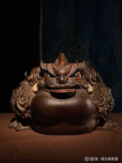 金蟾 大师级紫砂金蟾,全手造物,口含金钱,脚踩元宝,形象丰满,生动霸气