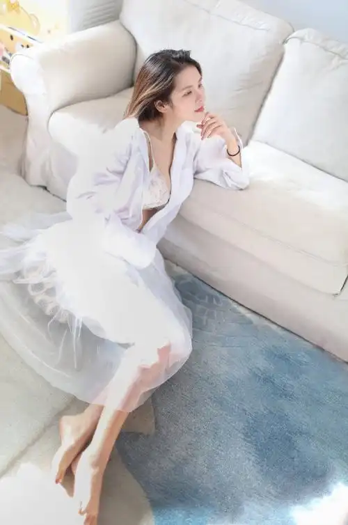 娜扎代言黛安芬